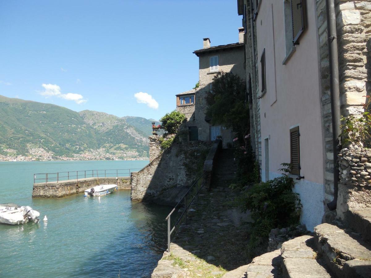 Casa Teresina - Corenno Plinio Lago Di Como Lägenhet Dervio Exteriör bild